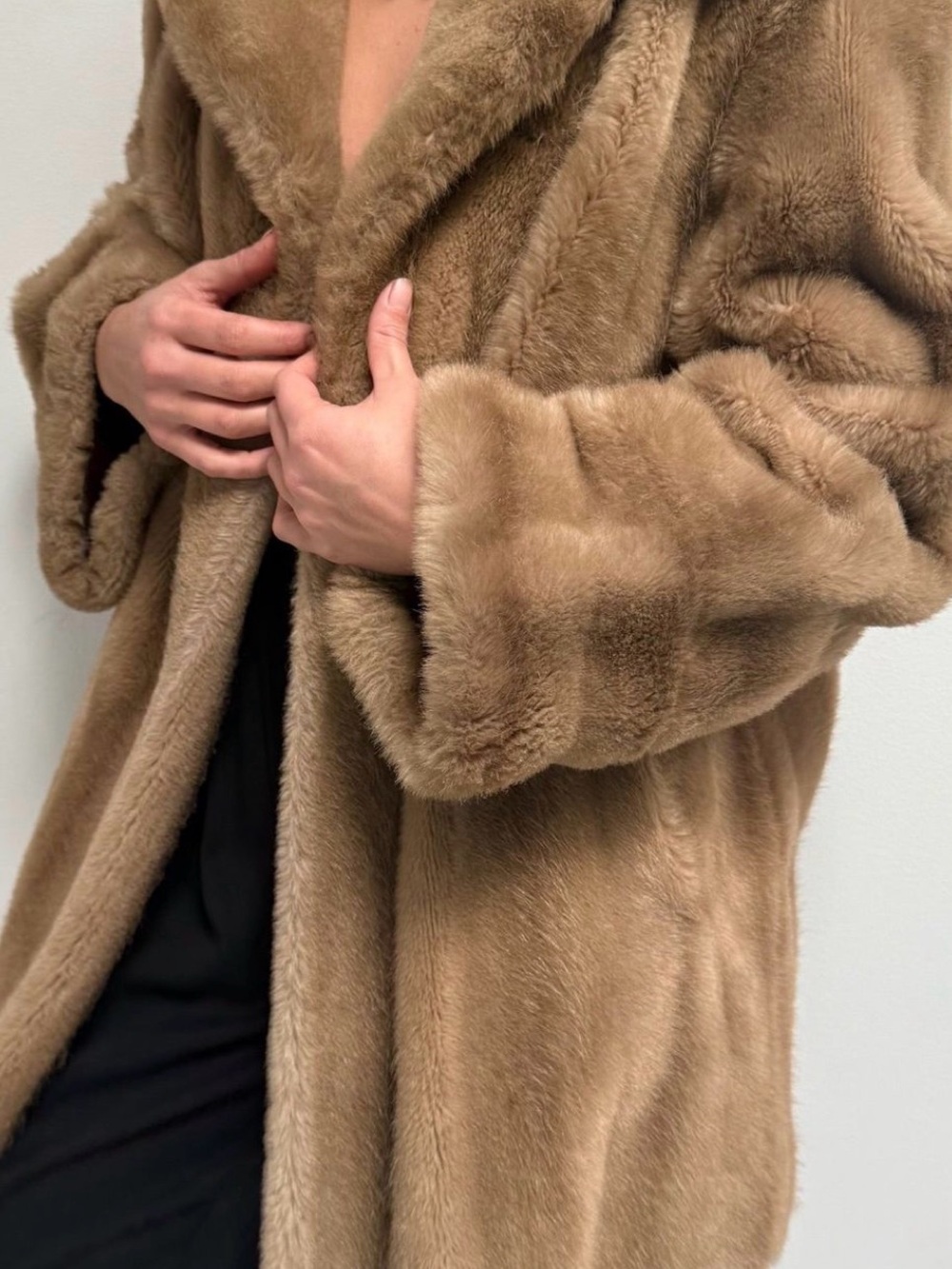 Women's Tan Faux Fur Coat - Plush Longline Outerwear